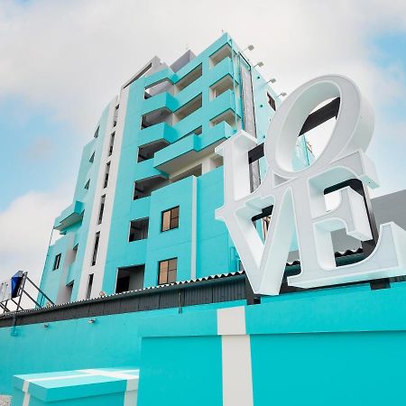 Hotel Love Jewel Китакушу Екстериор снимка